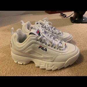 Women’s Fila shoes size 9